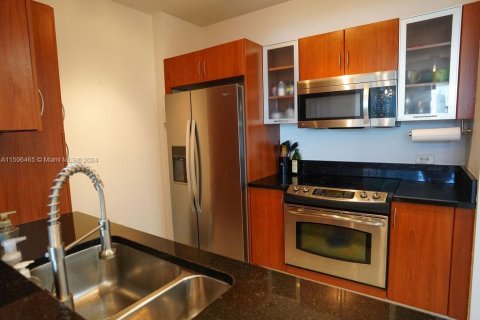 Condo in Aventura, Florida, 2 bedrooms  № 1189508 - photo 5