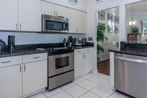 Townhouse in Jupiter, Florida 3 bedrooms, 193.05 sq.m. № 830248 - photo 28