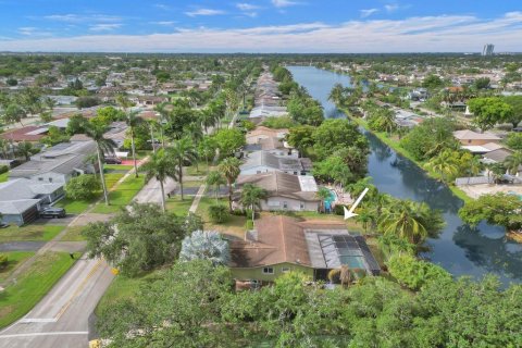 Villa ou maison à vendre à Sunrise, Floride: 3 chambres, 129.88 m2 № 1229226 - photo 7