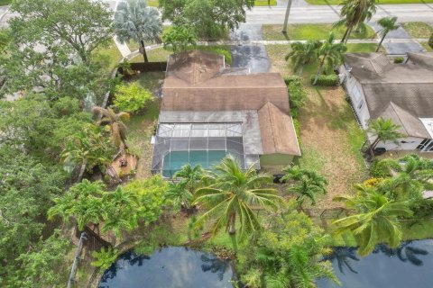 Casa en venta en Sunrise, Florida, 3 dormitorios, 129.88 m2 № 1229226 - foto 5