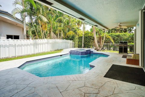 Villa ou maison à vendre à Coral Springs, Floride: 4 chambres, 249.26 m2 № 1229188 - photo 17