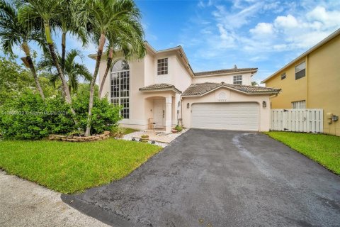 House in Coconut Creek, Florida 3 bedrooms, 163.14 sq.m. № 1310978 - photo 30