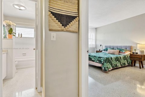 Copropriété à vendre à Hollywood, Floride: 1 chambre, 62.24 m2 № 1310979 - photo 12