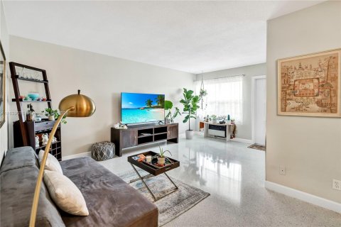 Copropriété à vendre à Hollywood, Floride: 1 chambre, 62.24 m2 № 1310979 - photo 4