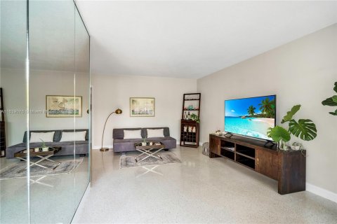 Copropriété à vendre à Hollywood, Floride: 1 chambre, 62.24 m2 № 1310979 - photo 3