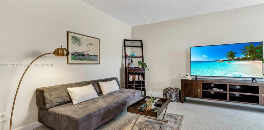 Condo in Hollywood, Florida, 1 bedroom  № 1310979