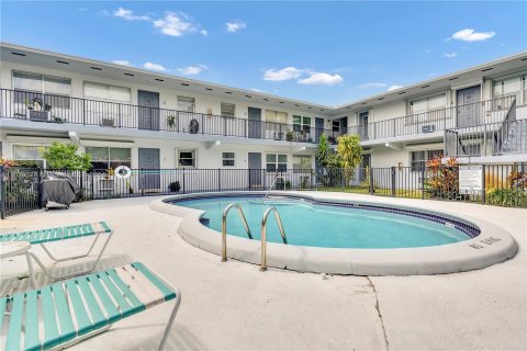 Copropriété à vendre à Hollywood, Floride: 1 chambre, 62.24 m2 № 1310979 - photo 19