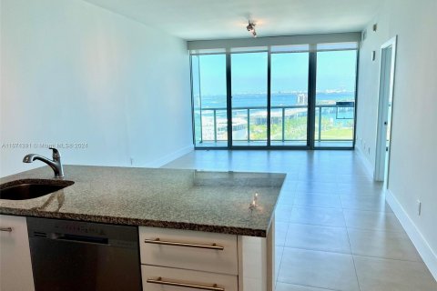 Condominio en venta en Miami, Florida, 1 dormitorio, 78.5 m2 № 1397783 - foto 7