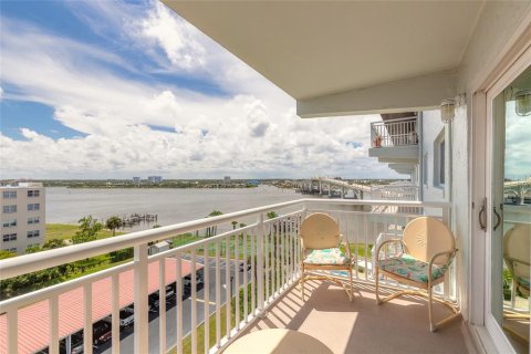 Copropriété à vendre à Daytona Beach, Floride: 2 chambres, 101.73 m2 № 1376573 - photo 4