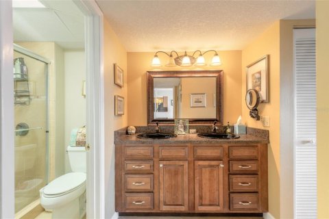 Condo in Daytona Beach, Florida, 2 bedrooms  № 1376573 - photo 10