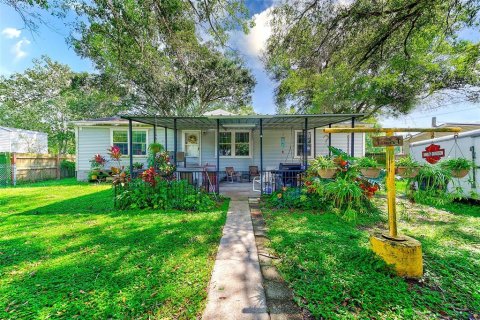 Villa ou maison à vendre à Tampa, Floride: 3 chambres, 140.47 m2 № 1388421 - photo 1