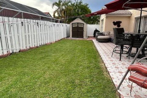 House in Pembroke Pines, Florida 3 bedrooms, 150.87 sq.m. № 882194 - photo 20
