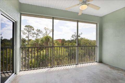 Commercial property in North Port, Florida 84 bedrooms, 3914.9 sq.m. № 1090870 - photo 23