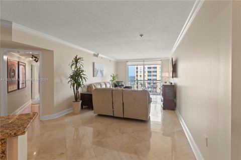 Copropriété à vendre à Miami, Floride: 2 chambres, 136.29 m2 № 993863 - photo 3