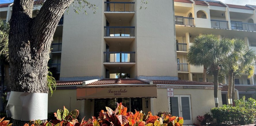 Condominio en Lauderhill, Florida, 2 dormitorios  № 1151912