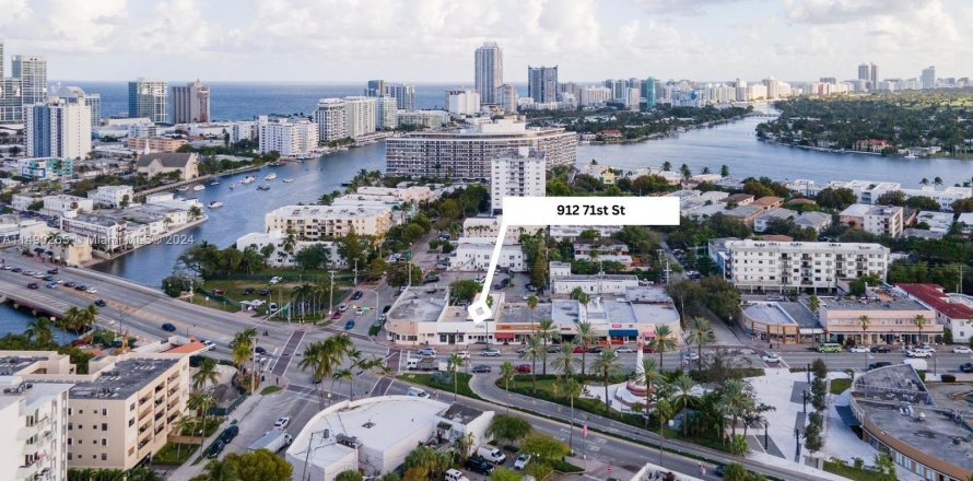 Коммерческая недвижимость в Майами-Бич, Флорида № 1147277