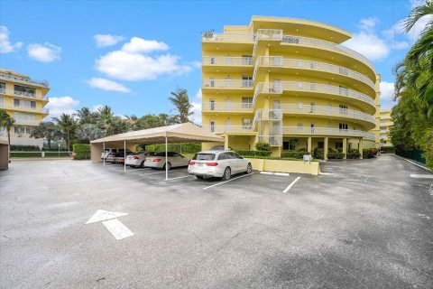 Condominio en venta en Palm Beach, Florida, 2 dormitorios, 158.21 m2 № 936476 - foto 14