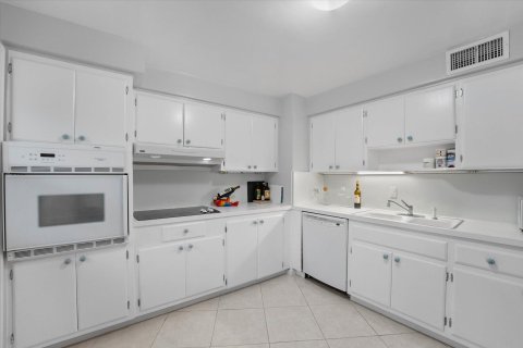 Copropriété à vendre à Palm Beach, Floride: 2 chambres, 158.21 m2 № 936476 - photo 30