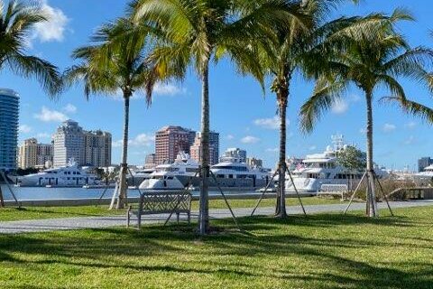 Condo in Palm Beach, Florida, 2 bedrooms  № 936476 - photo 20