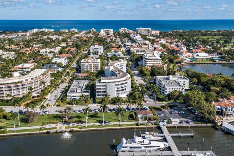 Condo in Palm Beach, Florida, 2 bedrooms  № 936476 - photo 3