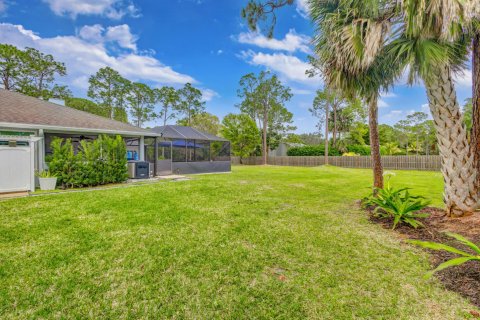 House in Jupiter, Florida 5 bedrooms, 219.34 sq.m. № 936477 - photo 15