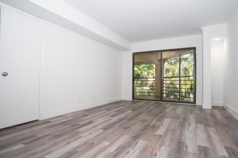 Condo in Boynton Beach, Florida, 2 bedrooms  № 1096244 - photo 24