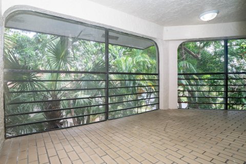 Condo in Boynton Beach, Florida, 2 bedrooms  № 1096244 - photo 10