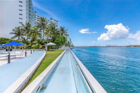 Copropriété à vendre à Miami Beach, Floride: 63.17 m2 № 1240113 - photo 24