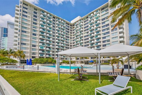 Copropriété à vendre à Miami Beach, Floride: 63.17 m2 № 1240113 - photo 30