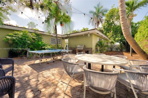 Casa en venta en Fort Lauderdale, Florida, 6 dormitorios № 1184831 - foto 25