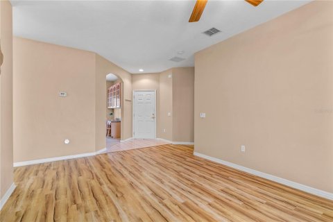 Villa ou maison à vendre à Kissimmee, Floride: 2 chambres, 136.29 m2 № 1368217 - photo 8