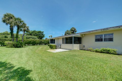 Villa ou maison à vendre à West Palm Beach, Floride: 2 chambres, 75.72 m2 № 1127999 - photo 5