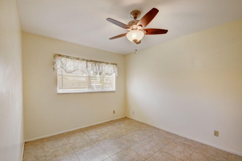 House in West Palm Beach, Florida 2 bedrooms, 75.72 sq.m. № 1127999 - photo 15