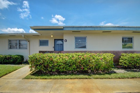 Villa ou maison à vendre à West Palm Beach, Floride: 2 chambres, 75.72 m2 № 1127999 - photo 11