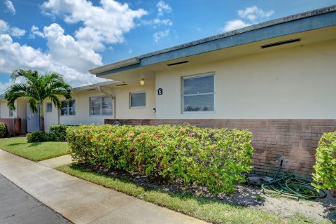 Villa ou maison à vendre à West Palm Beach, Floride: 2 chambres, 75.72 m2 № 1127999 - photo 10