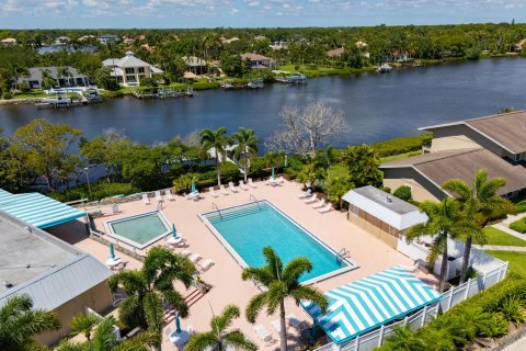 Condo in Jupiter, Florida, 1 bedroom  № 1127996 - photo 17