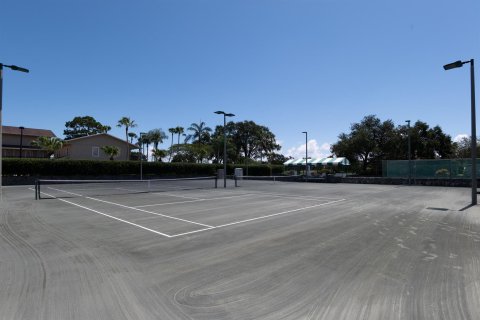 Condo in Jupiter, Florida, 1 bedroom  № 1127996 - photo 9