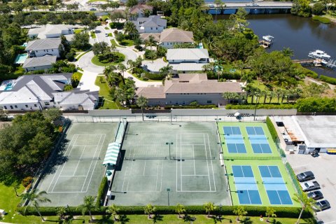 Condo in Jupiter, Florida, 1 bedroom  № 1127996 - photo 16