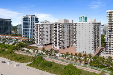 Condominio en venta en Miami Beach, Florida, 1 dormitorio, 96.8 m2 № 1291441 - foto 30