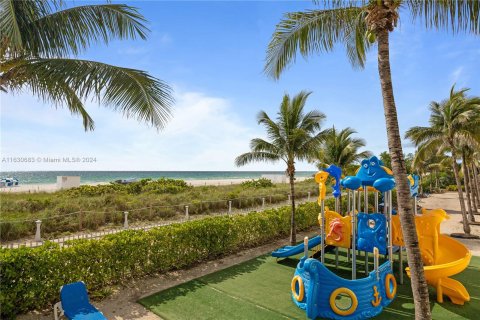 Condo in Miami Beach, Florida, 1 bedroom  № 1291441 - photo 9