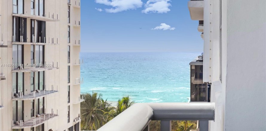 Condominio en Miami Beach, Florida, 1 dormitorio  № 1291441