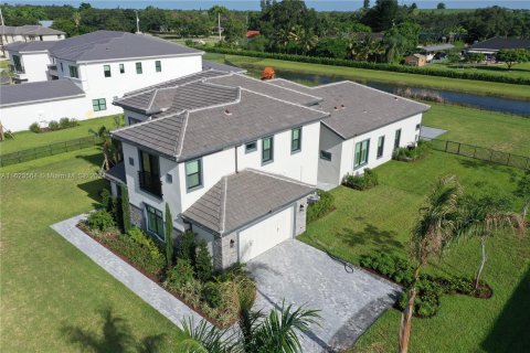 Casa en venta en Davie, Florida, 5 dormitorios, 428.84 m2 № 1291561 - foto 17