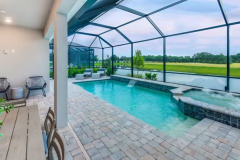 Villa ou maison à vendre à North Port, Floride: 2 chambres, 175 m2 № 60472 - photo 14