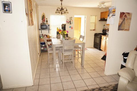 Immobilier commercial à vendre à West Palm Beach, Floride: 140.1 m2 № 1177293 - photo 5