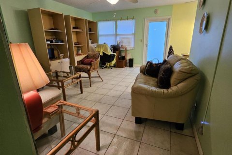 Condo in Deerfield Beach, Florida, 2 bedrooms  № 1177387 - photo 4