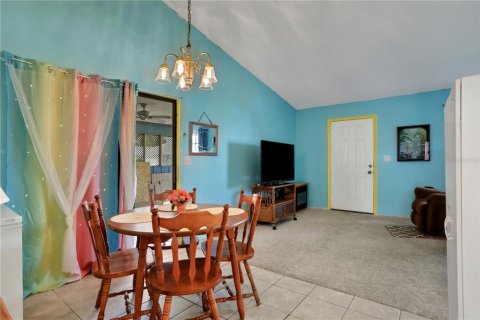 Duplex in New Smyrna Beach, Florida 2 bedrooms, 95.88 sq.m. № 1152746 - photo 8