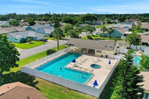 Duplex in New Smyrna Beach, Florida 2 bedrooms, 95.88 sq.m. № 1152746 - photo 29