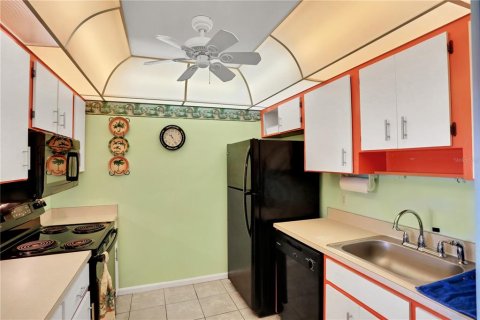 Dúplex en venta en New Smyrna Beach, Florida, 2 dormitorios, 95.88 m2 № 1152746 - foto 13