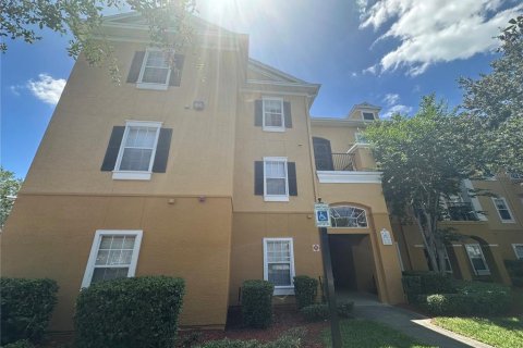 Condominio en venta en Orlando, Florida, 3 dormitorios, 124.12 m2 № 1152588 - foto 1