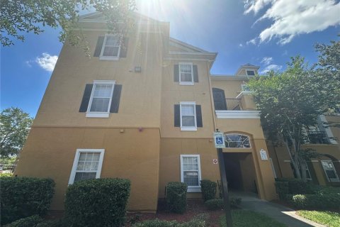 Condominio en venta en Orlando, Florida, 3 dormitorios, 124.12 m2 № 1152588 - foto 2